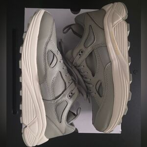 Mens Brandblack Sneaker, US 10.5 NEW w/box, Vibram Sole